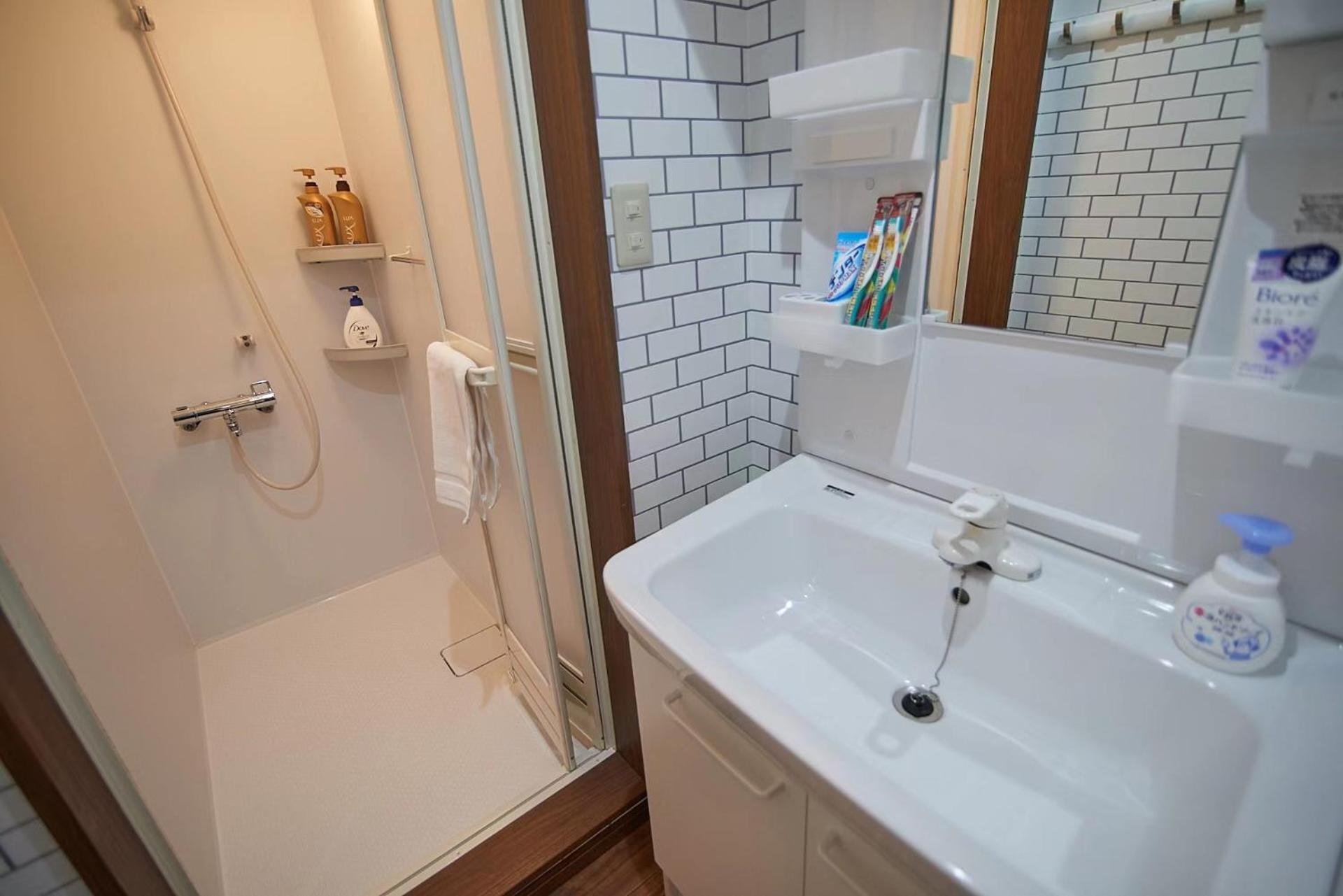 3 Min To Komagome Sta By Foot/15min To Shinju&tokyo Sta By Jr Apartament Tokio